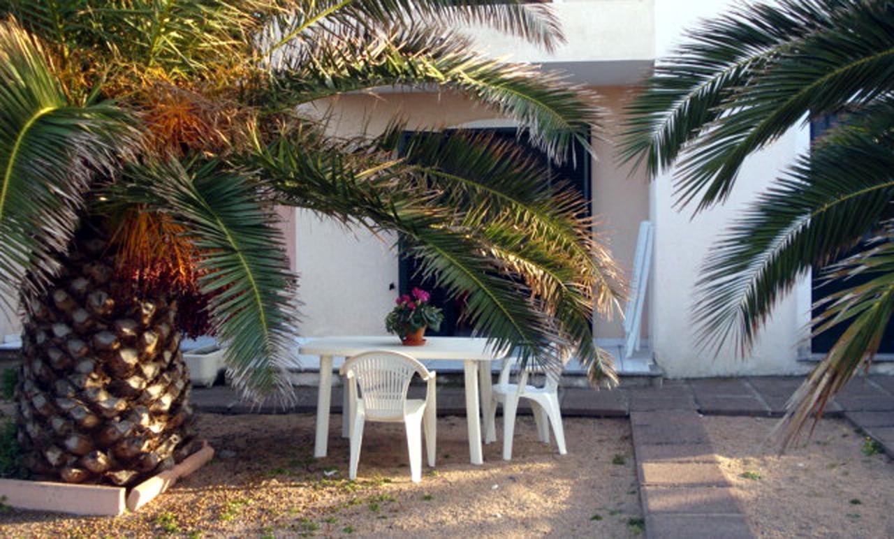 Residenza Sul Mare Aparthotel Valledoria  Buitenkant foto