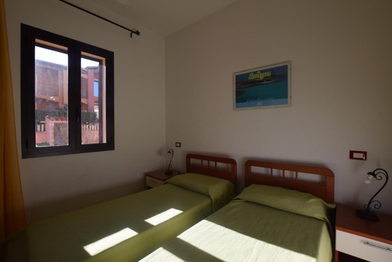 Residenza Sul Mare Aparthotel Valledoria  Buitenkant foto