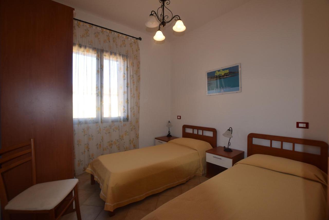 Residenza Sul Mare Aparthotel Valledoria  Buitenkant foto