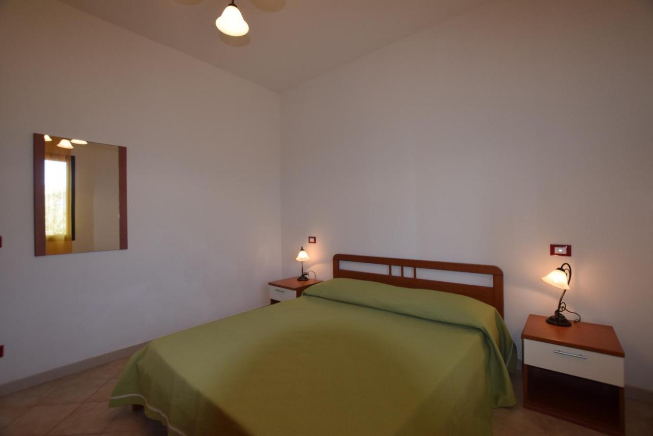 Residenza Sul Mare Aparthotel Valledoria  Buitenkant foto