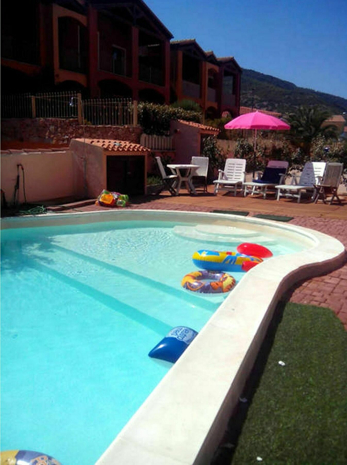 Residenza Sul Mare Aparthotel Valledoria  Buitenkant foto